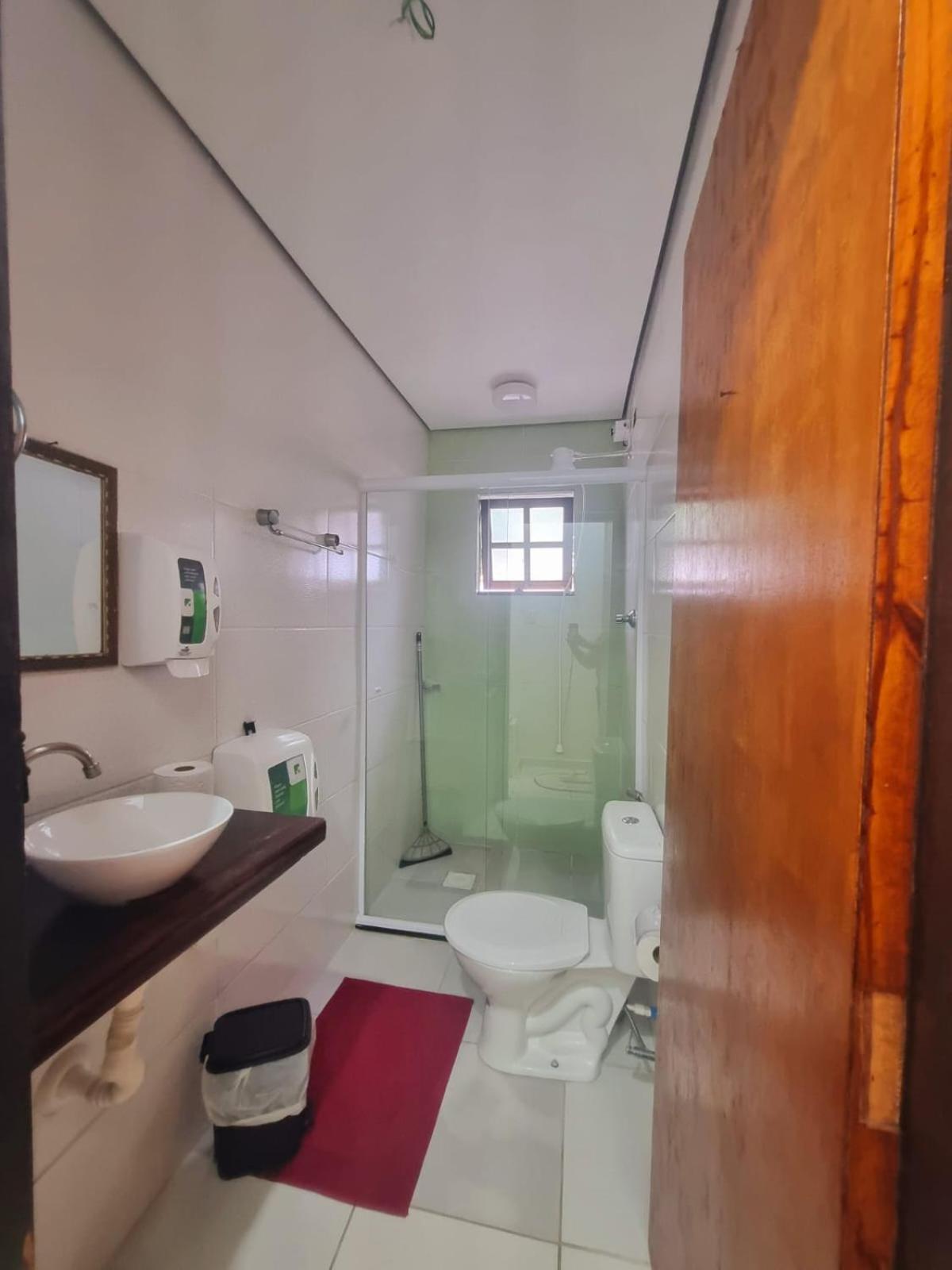 Pousada Recanto Dos Mares-Chales E Suites-Proximo Do Sesc Bertioga-Sp Kültér fotó